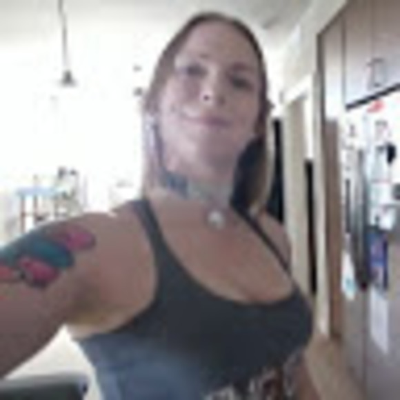 Meet your Posher, Elisha - Picture 5 of 5